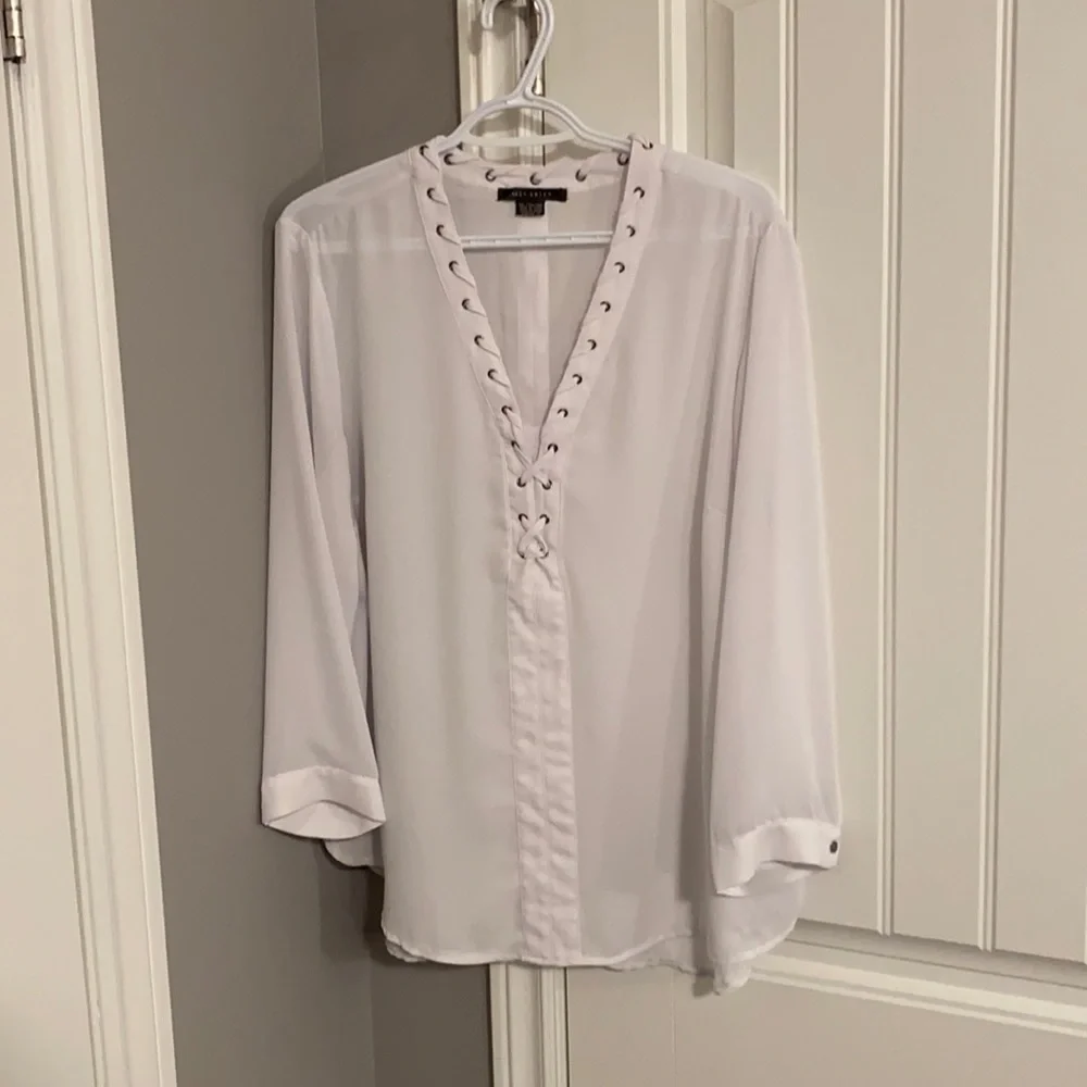 Suzy Shier size XL - Picture 1 of 3